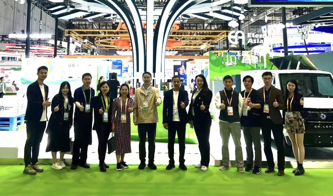 第6届进博会进行时，jinnianhui今年会-联怡展台精彩不断